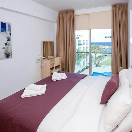 Gabriela - Coralli Beachfront