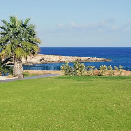 Feriehus Gabriela - Coralli Beachfront *