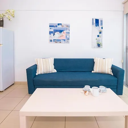 Gabriela - Coralli Beachfront Apartment